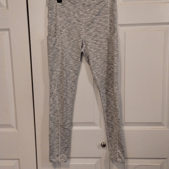 Phisockat lack and white full length high waist leggings - Picture 7 of 8